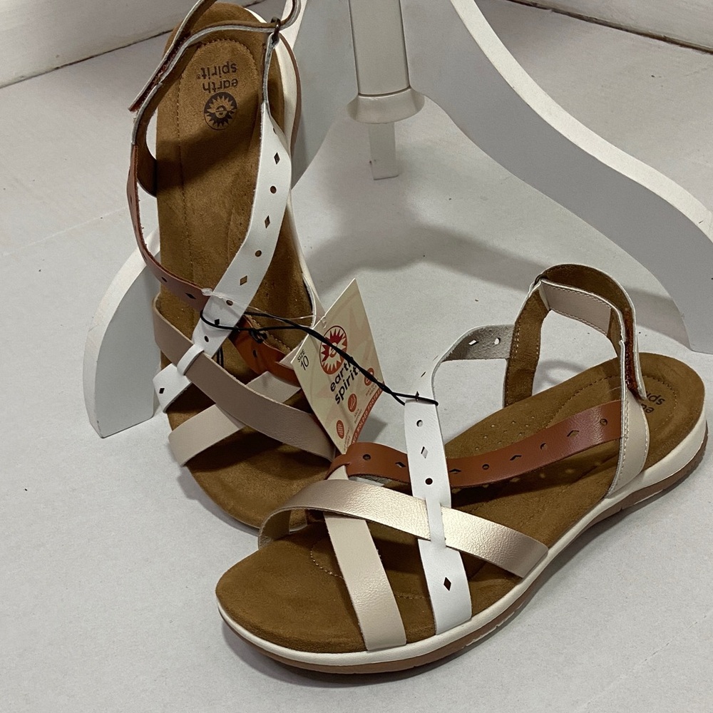 NWT Earth Spirit Size 10 Women's Cream & Tan Sandals Cushioned Soft - Picture 8 of 11